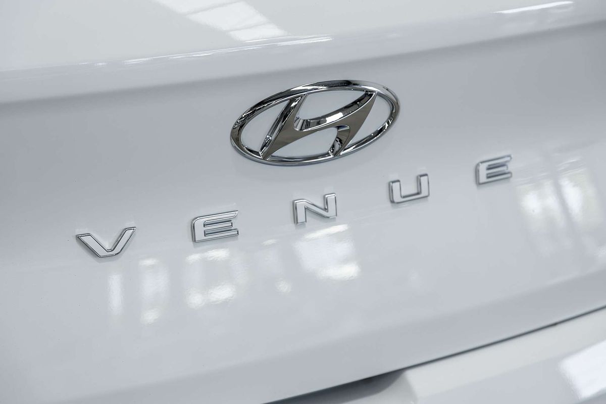 2023 Hyundai Venue Active QX.V5