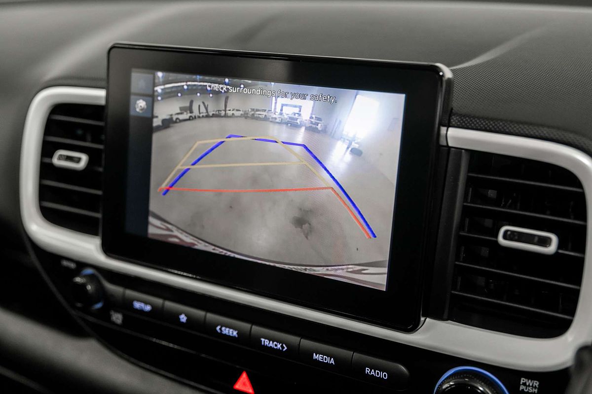 2023 Hyundai Venue Active QX.V5
