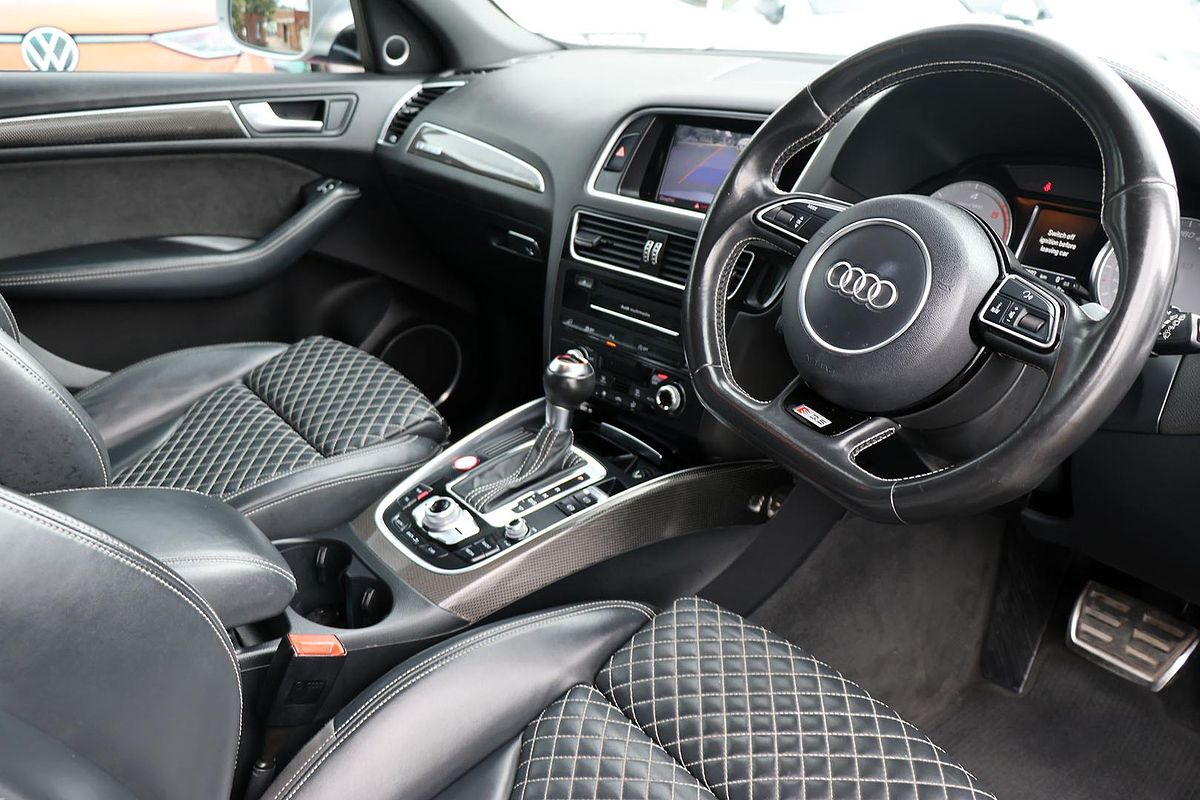 2015 Audi SQ5 TDI 8R