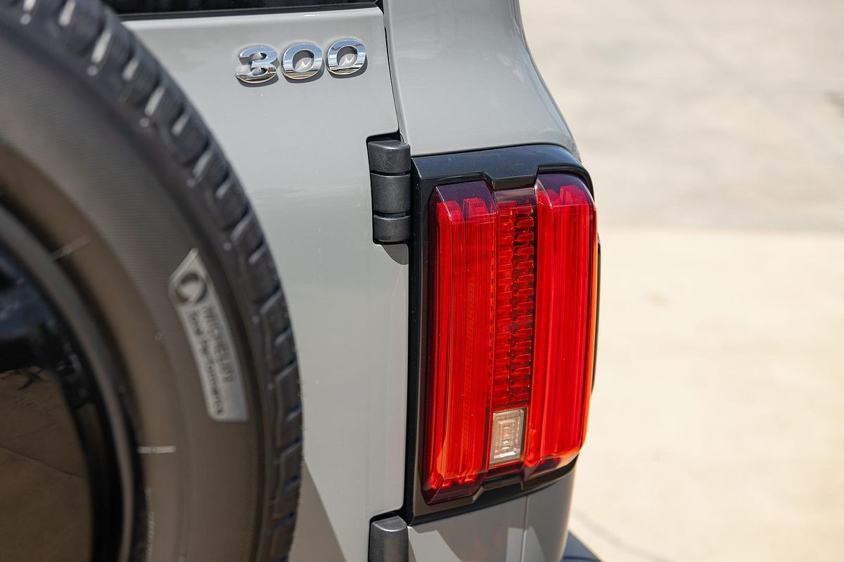 2024 GWM Tank 300 Ultra Hybrid P01