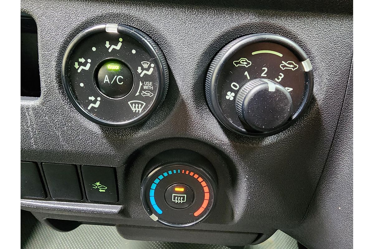 2019 Toyota Hiace  GDH206V