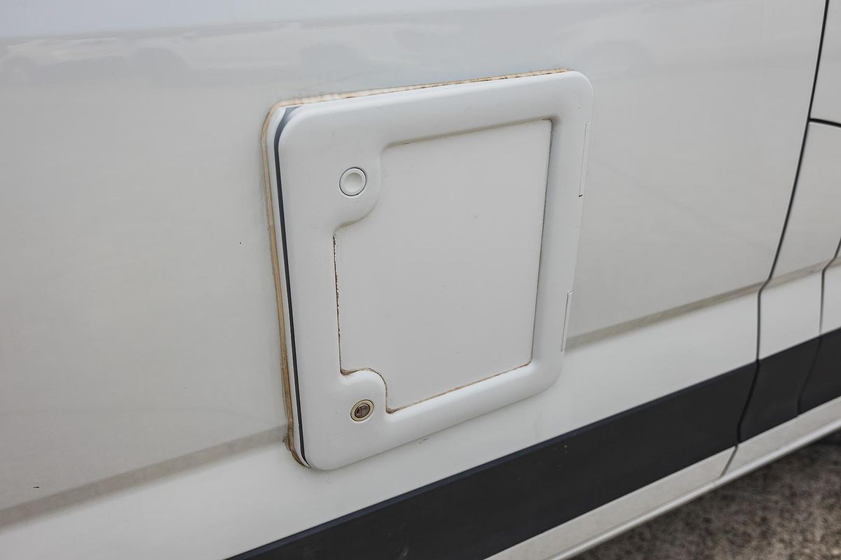2023 LDV Deliver 9 LWB
