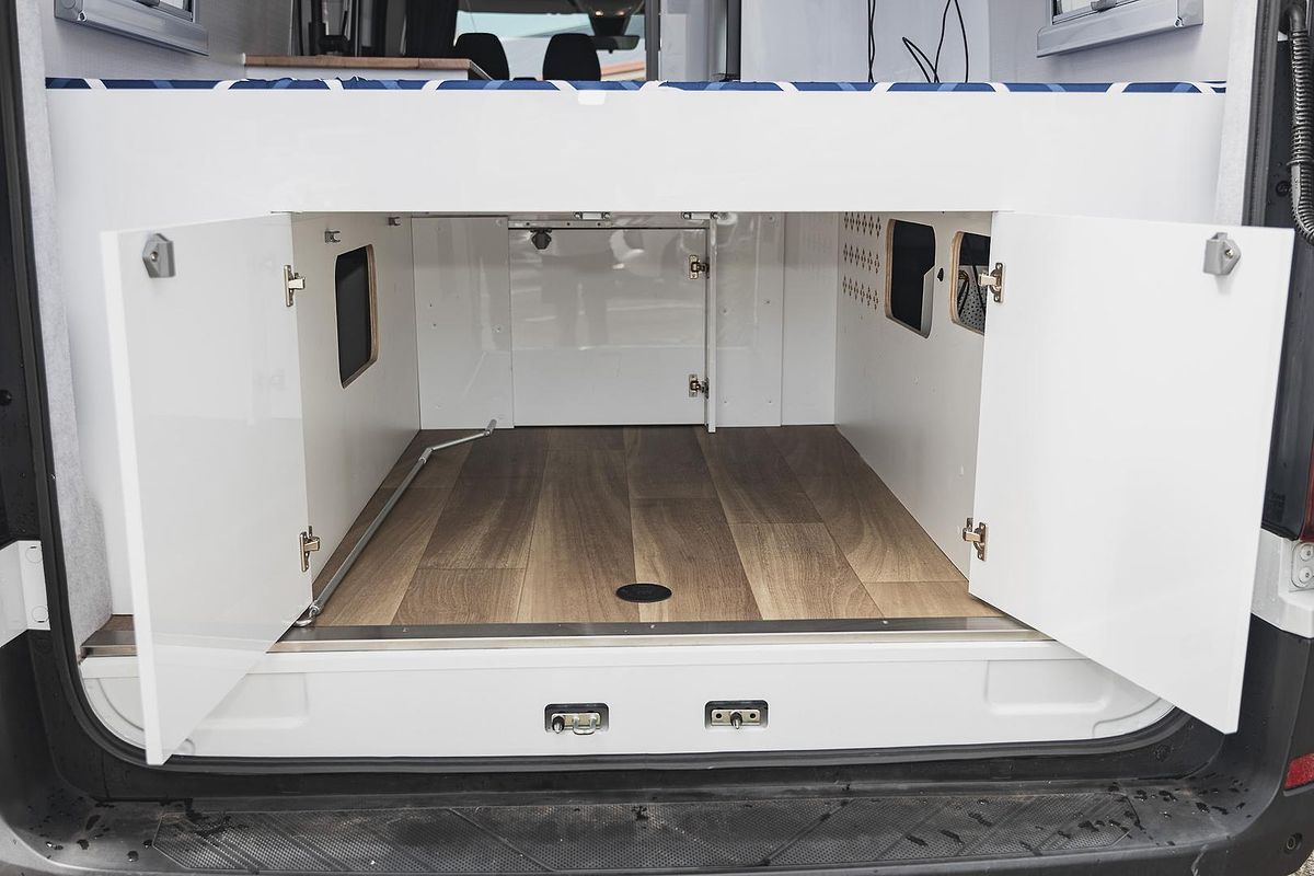 2023 LDV Deliver 9 LWB