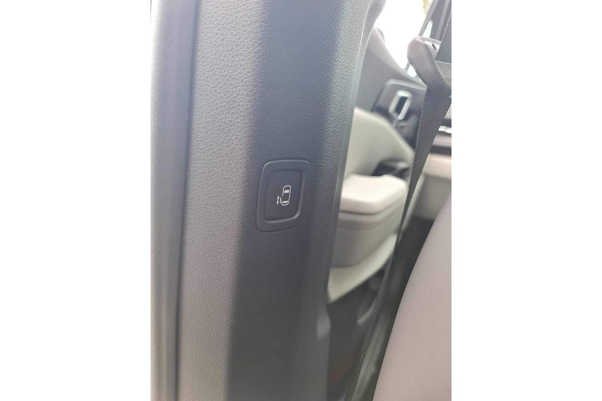 2023 Kia Carnival Special Edition KA4