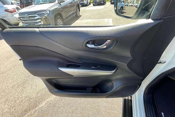 2020 Nissan Navara ST D23 4X4