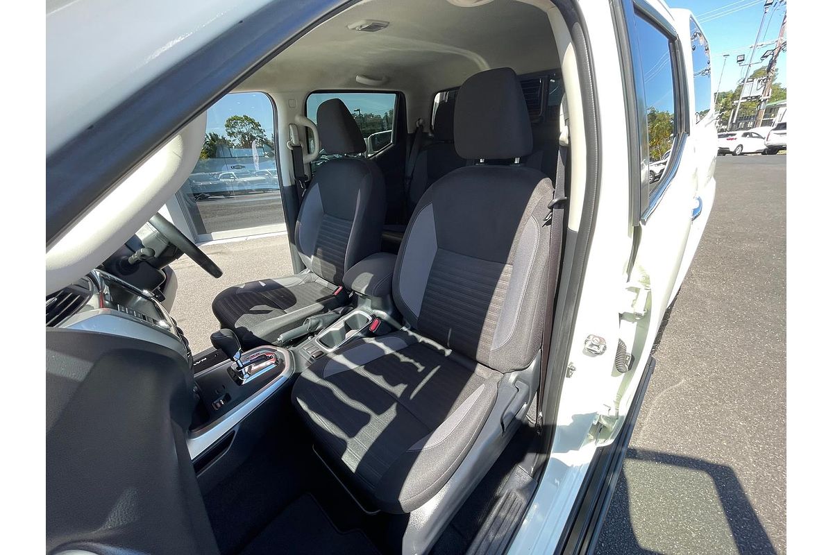 2020 Nissan Navara ST D23 4X4