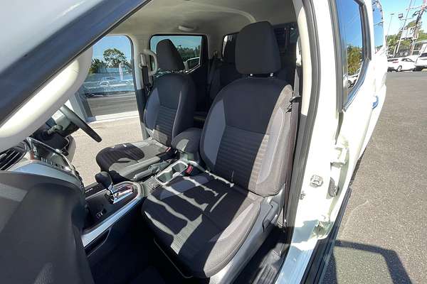 2020 Nissan Navara ST D23 4X4