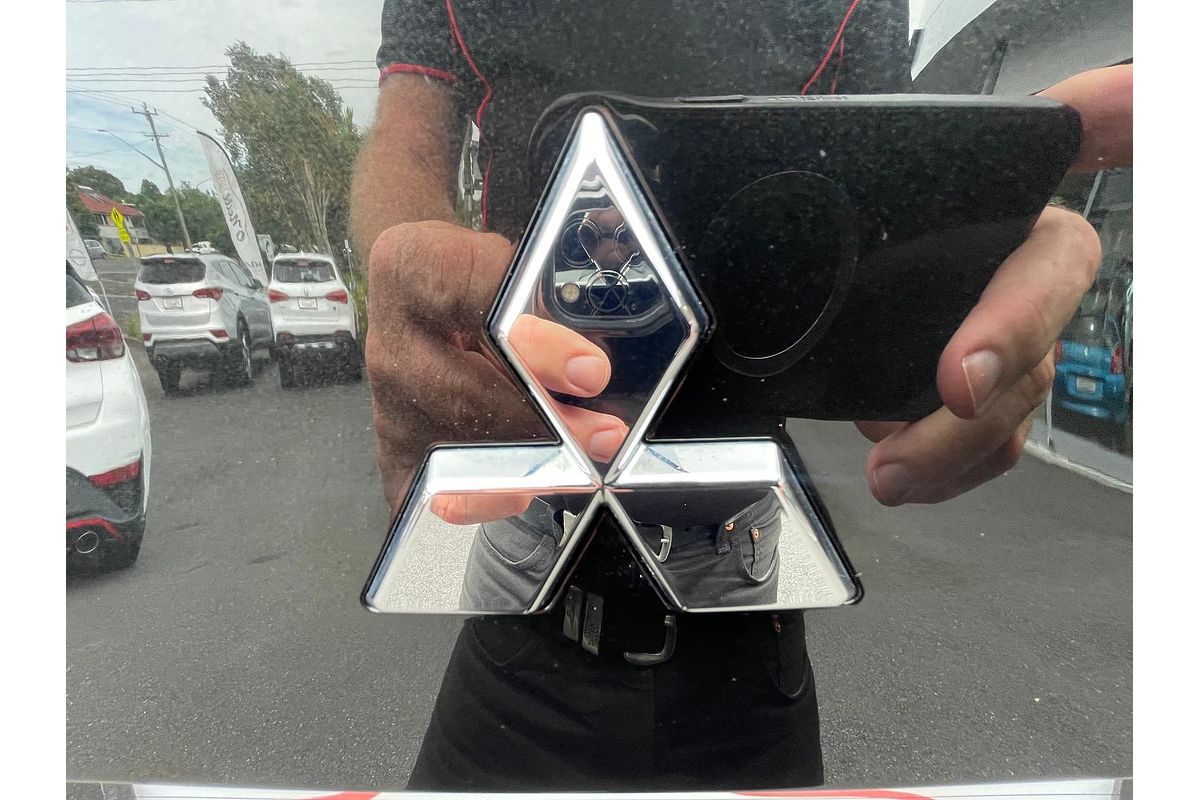 2022 Mitsubishi Outlander Exceed Tourer ZM