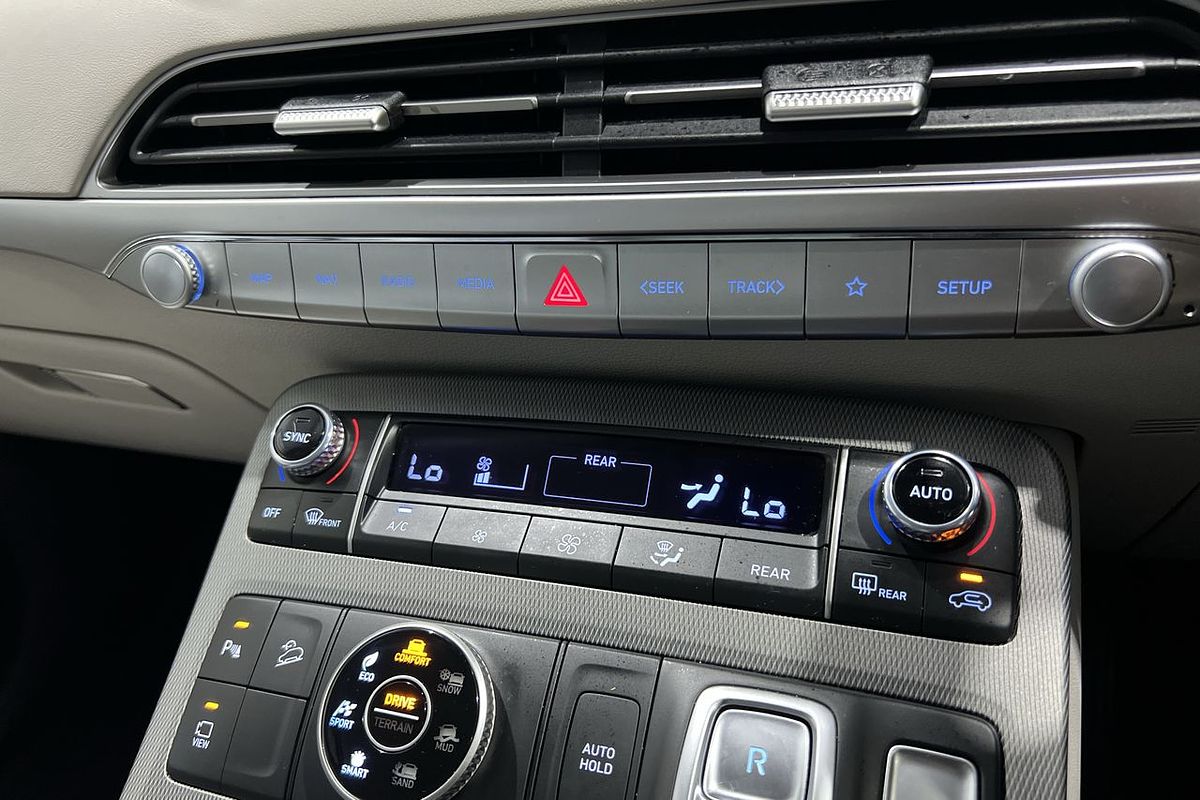 2020 Hyundai Palisade Highlander LX2.V1