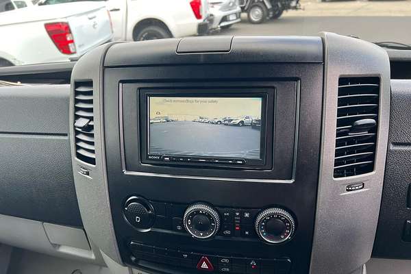 2009 Mercedes-Benz Sprinter 311CDI NCV3 SWB