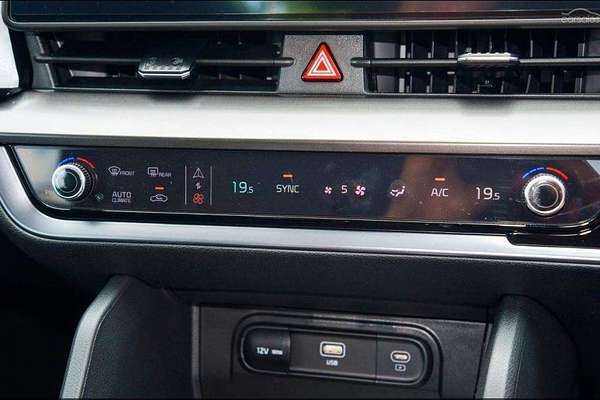 2025 Kia Sportage SX NQ5