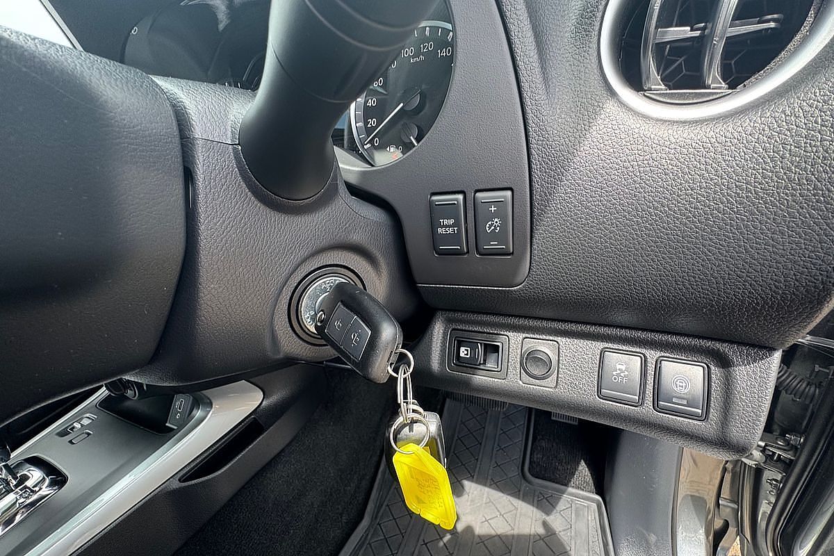 2023 Nissan Navara ST D23 4X4