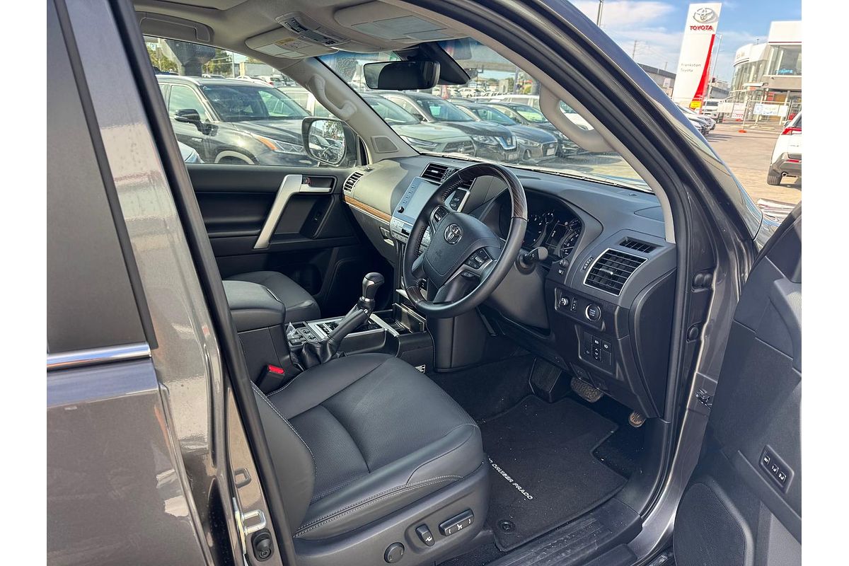 2023 Toyota Landcruiser Prado Kakadu GDJ150R