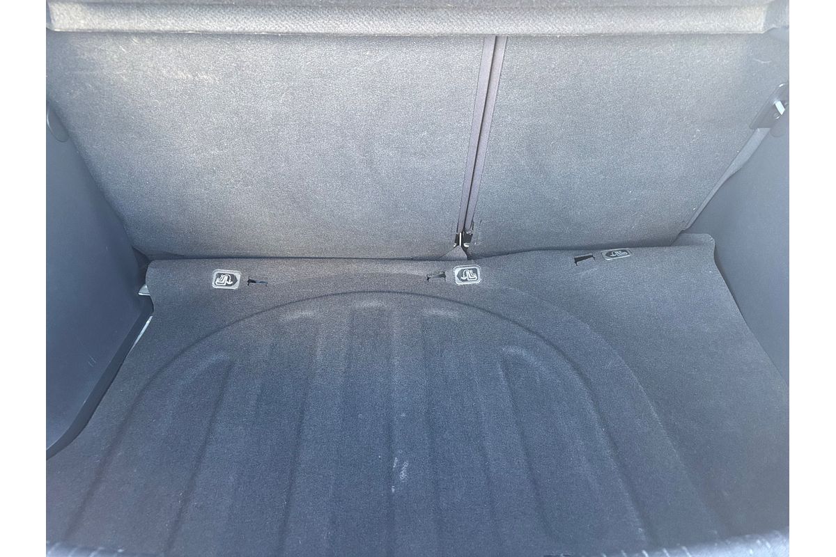 2011 Hyundai Accent Active RB