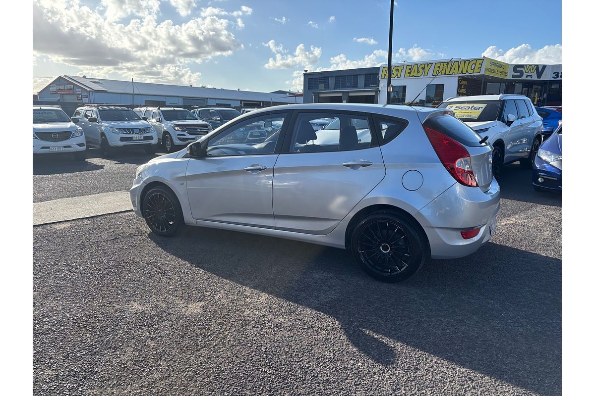 2011 Hyundai Accent Active RB