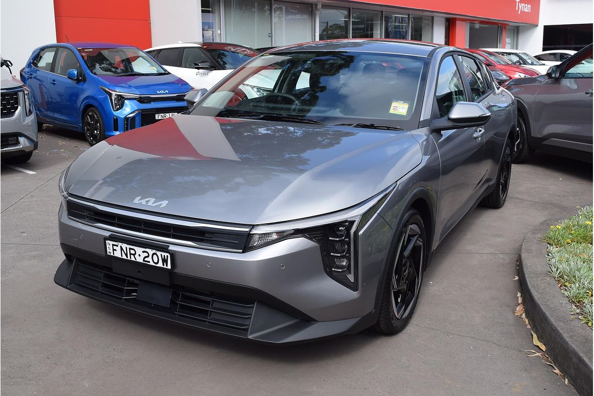2025 Kia K4 Sport CL4m