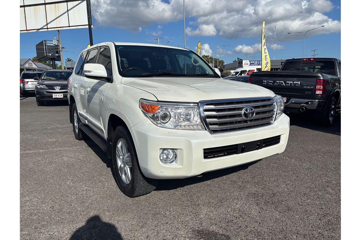 2015 Toyota Landcruiser Sahara URJ202R