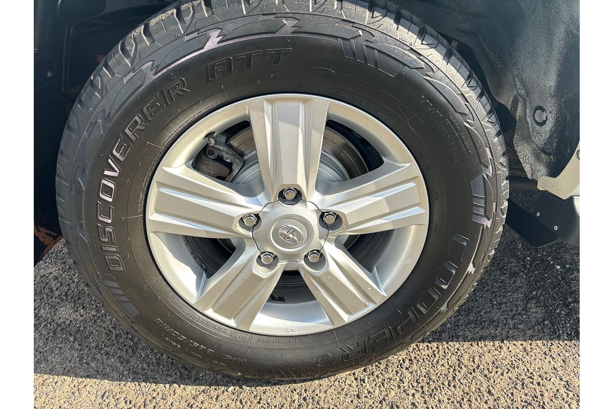 2015 Toyota Landcruiser Sahara URJ202R