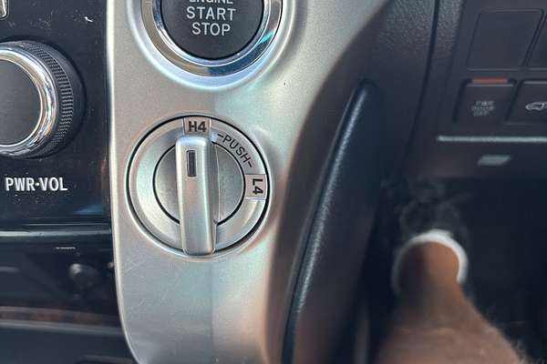 2015 Toyota Landcruiser Sahara URJ202R