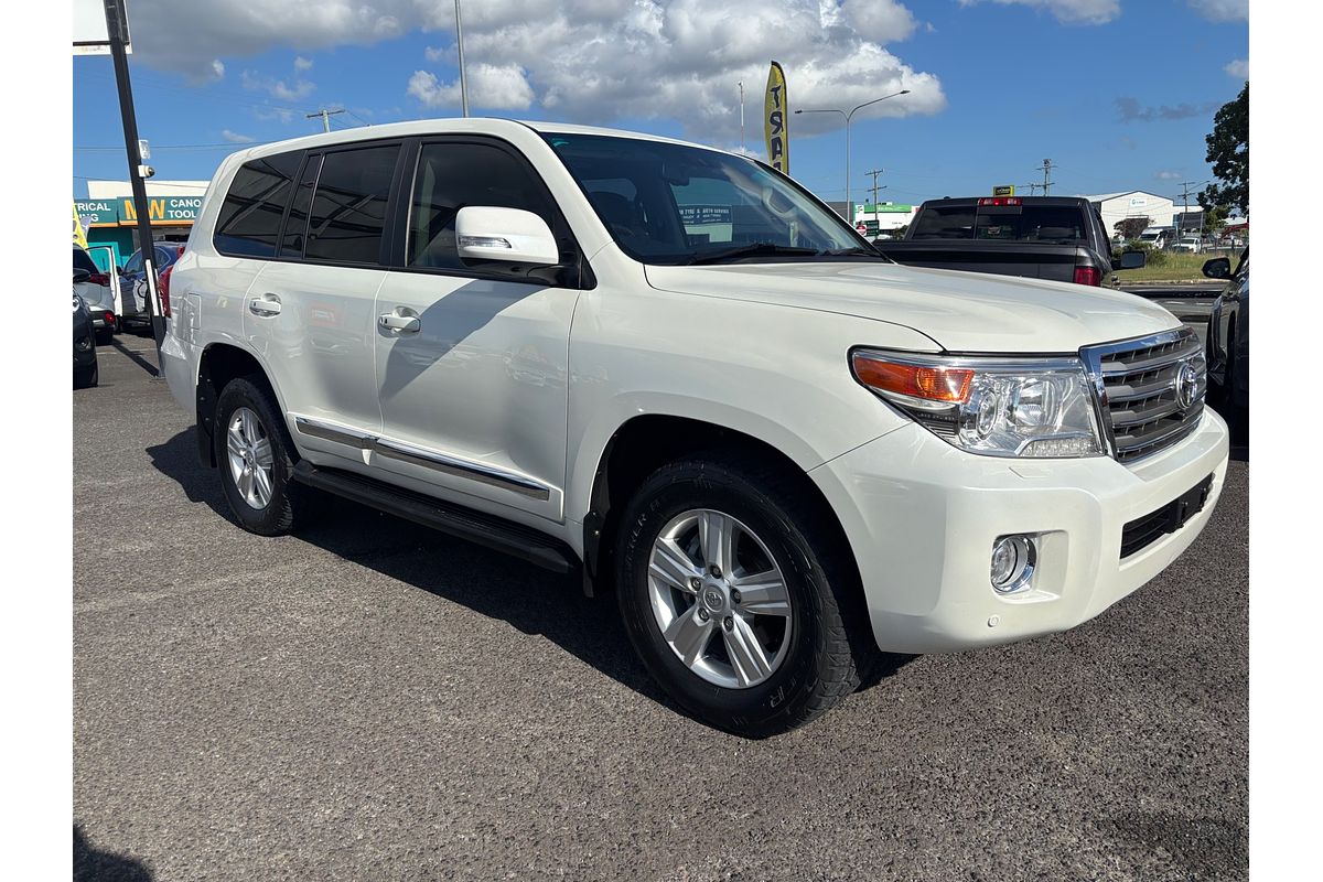 2015 Toyota Landcruiser Sahara URJ202R