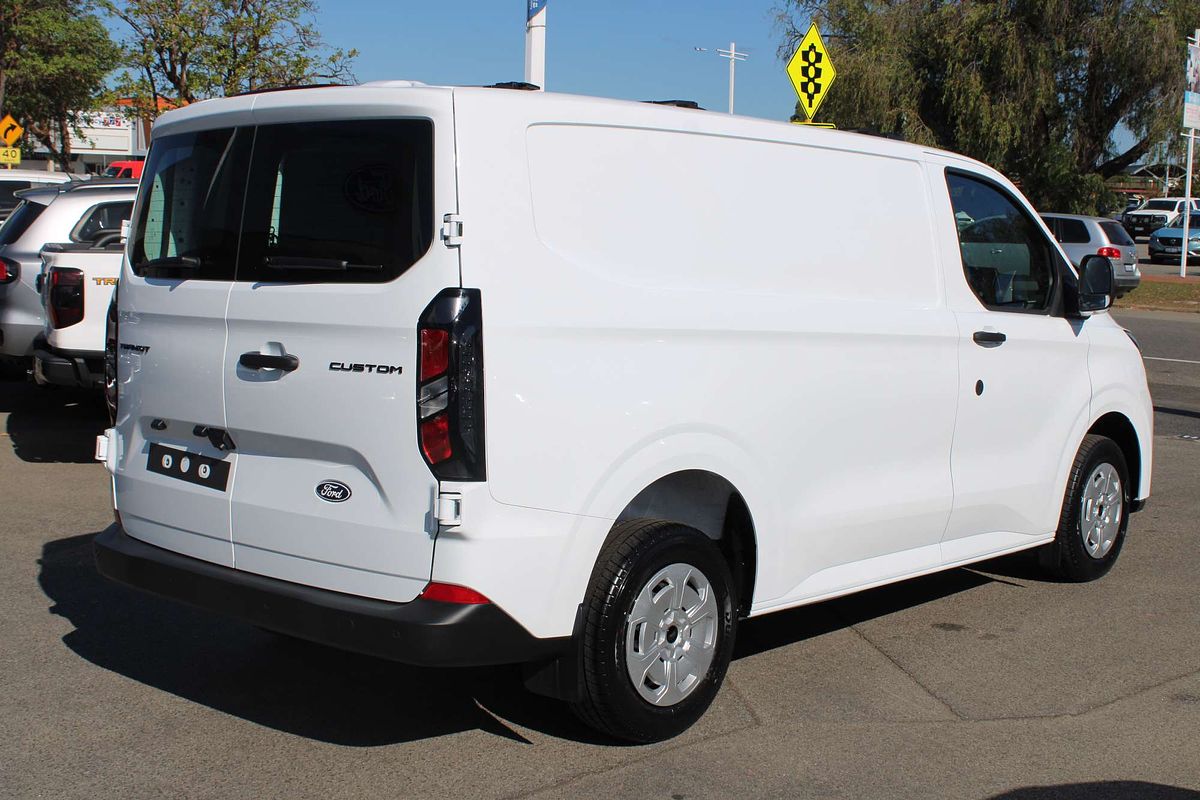 2024 Ford Transit Custom Trend SWB AV SWB