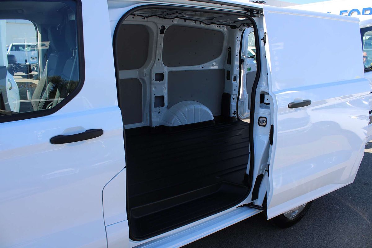 2024 Ford Transit Custom Sport SWB AV SWB