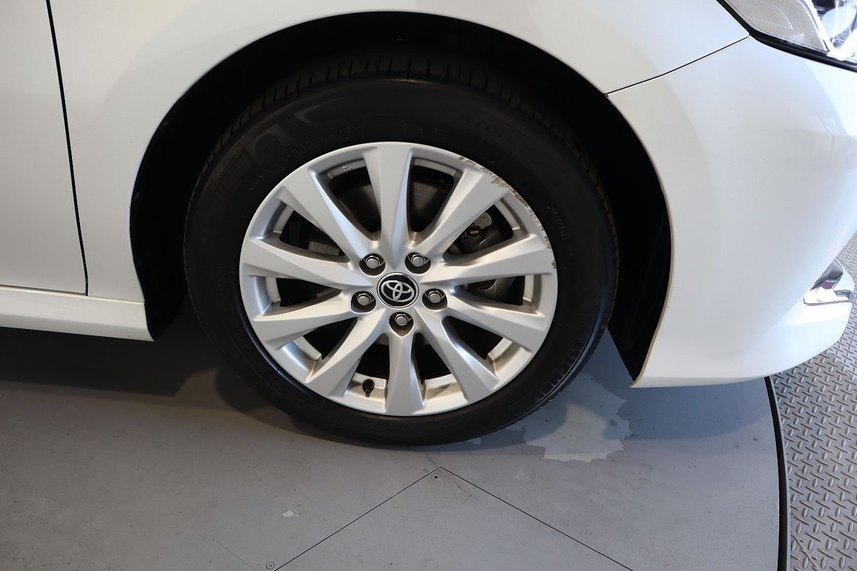 2020 Toyota Camry Ascent AXVH71R