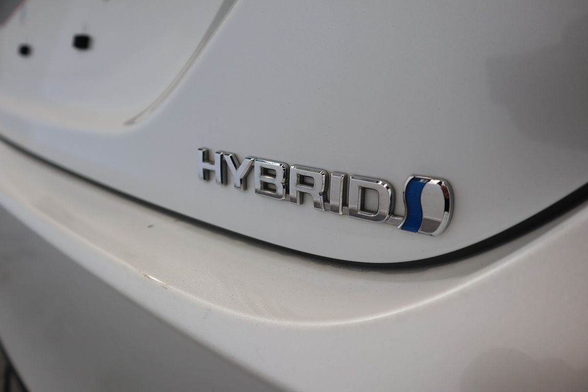 2020 Toyota Camry Ascent AXVH71R