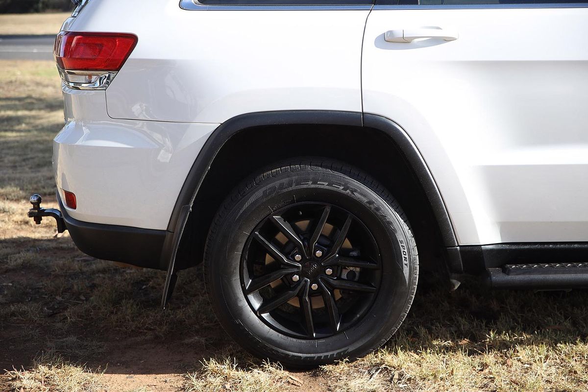2019 Jeep Grand Cherokee Laredo WK