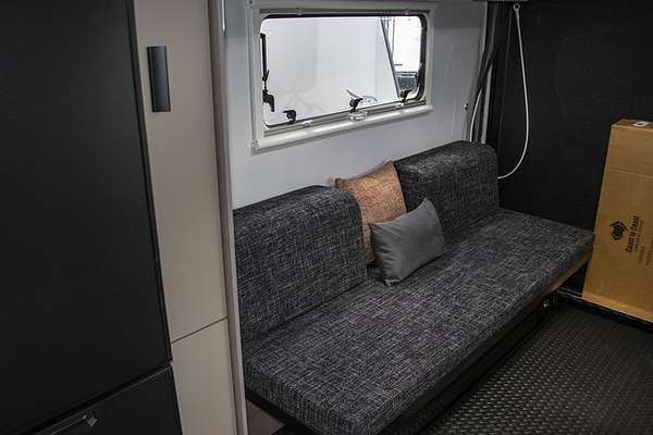 2024 Jayco BASE STATION CARAVAN 15.47-2.BS-MY25