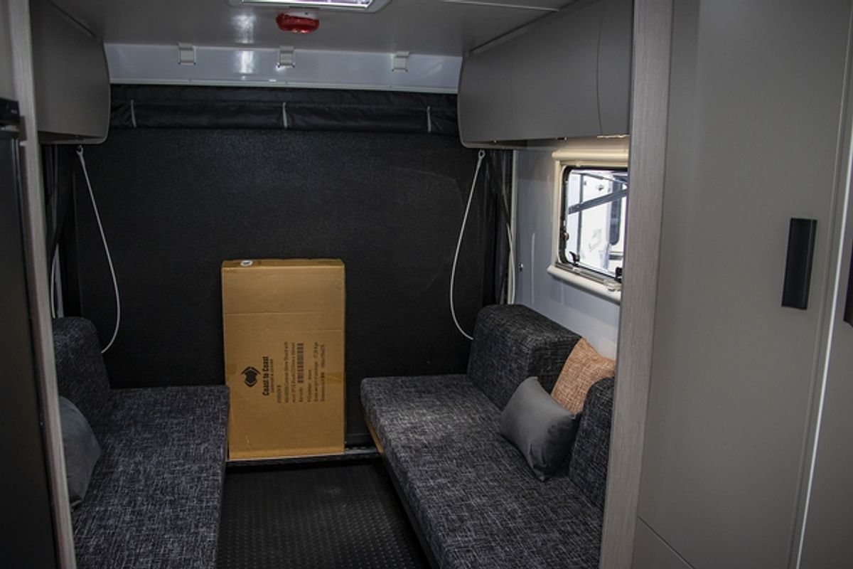 2024 Jayco BASE STATION CARAVAN 15.47-2.BS-MY25