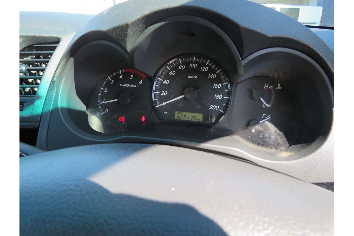 2013 Toyota Hilux SR KUN26R 4X4