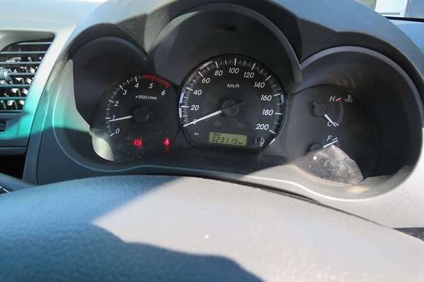 2013 Toyota Hilux SR KUN26R 4X4