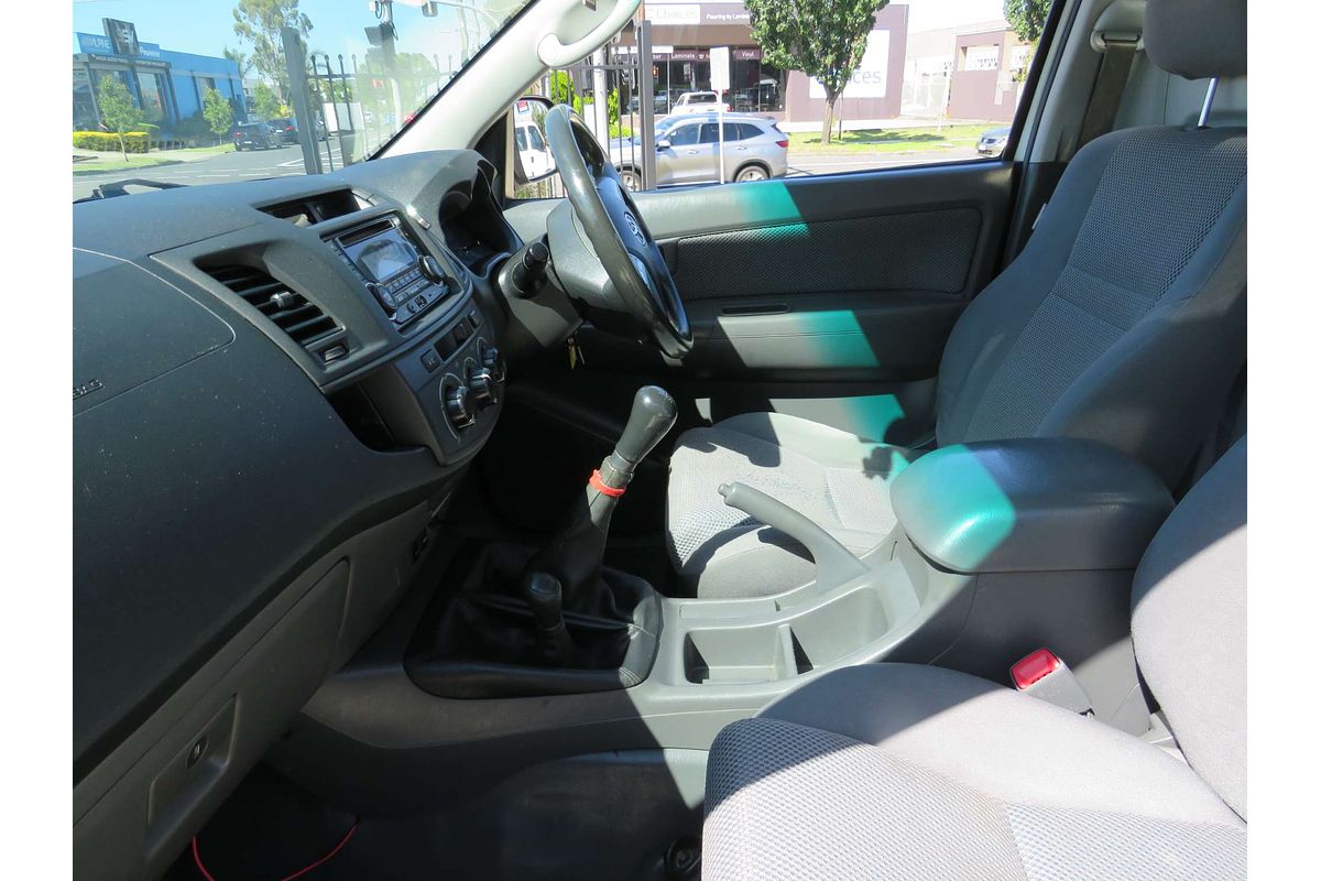 2013 Toyota Hilux SR KUN26R 4X4