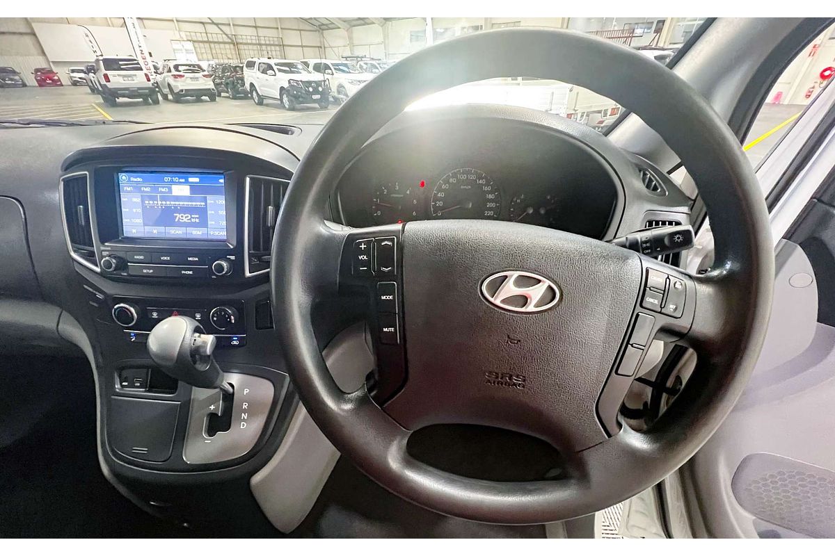 2016 Hyundai iLoad TQ3-V Series II