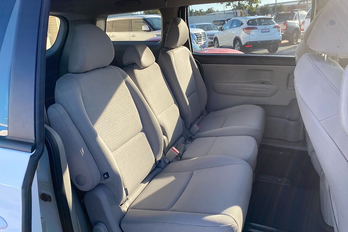 2018 Kia Carnival S YP