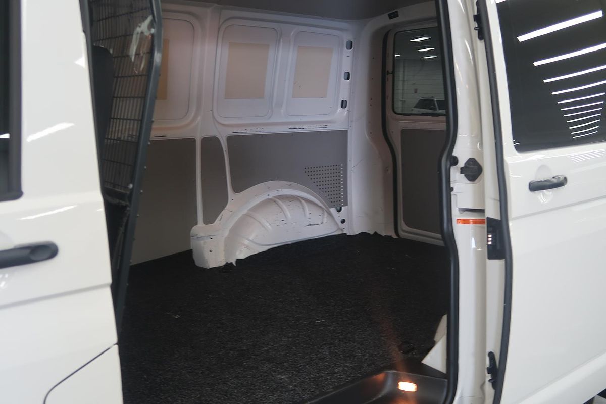 2019 Volkswagen Transporter TDI400 T6 SWB