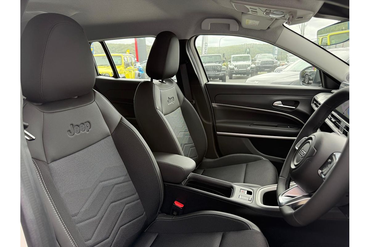 2024 Jeep Avenger Limited JJ