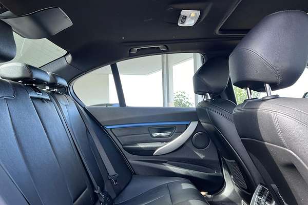 2016 BMW 3 Series 320i Sport Line F30 LCI