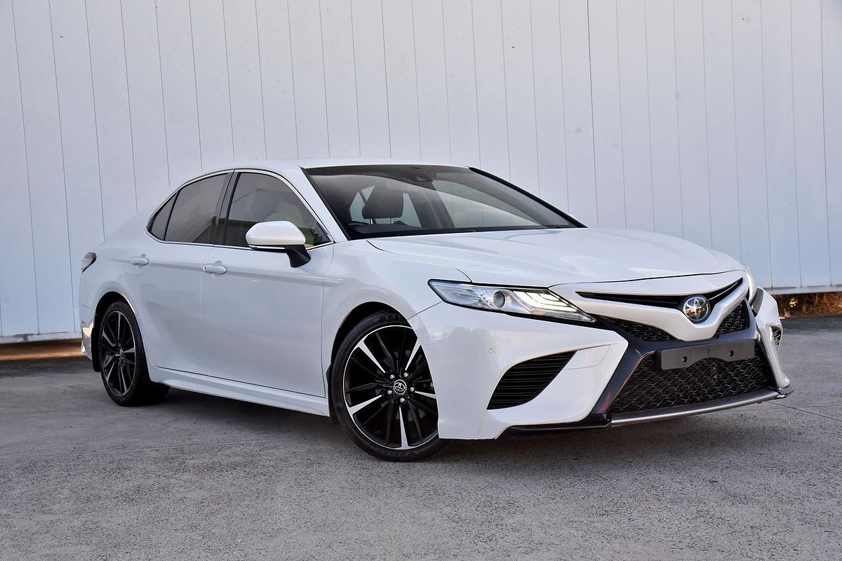 2019 Toyota Camry SX GSV70R