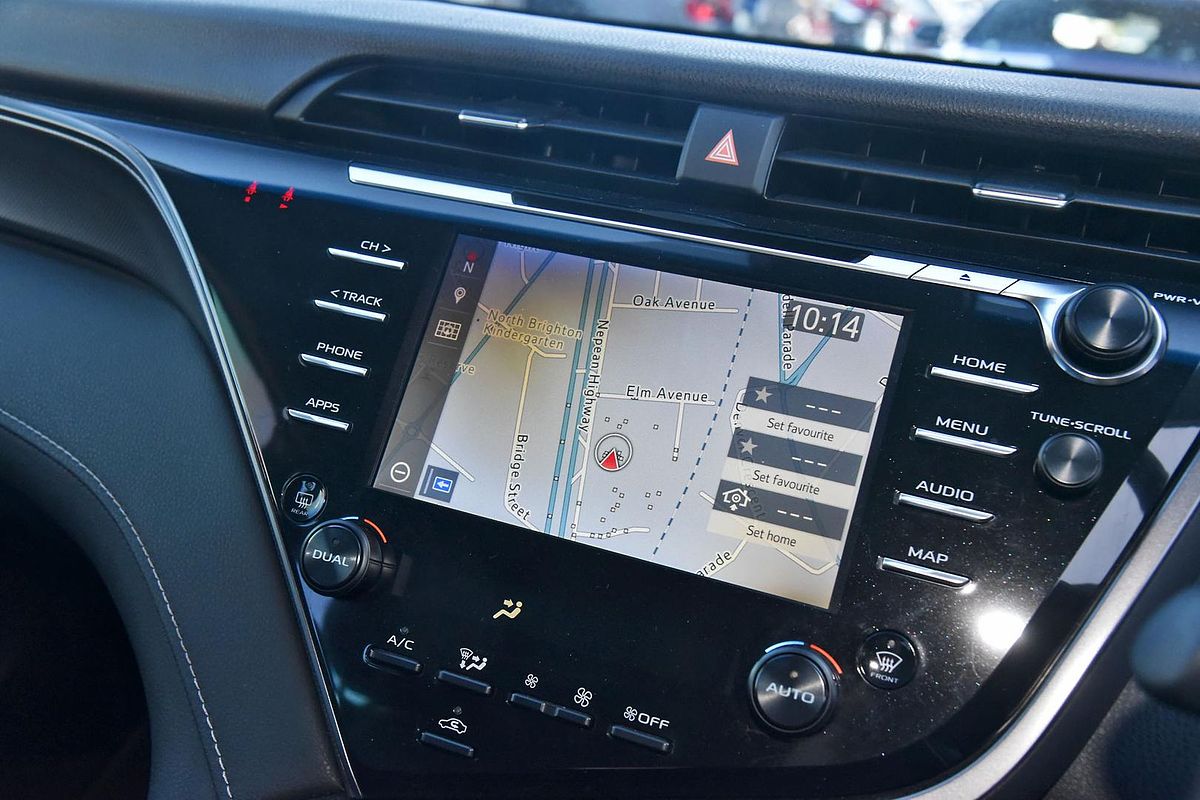 2019 Toyota Camry SX GSV70R