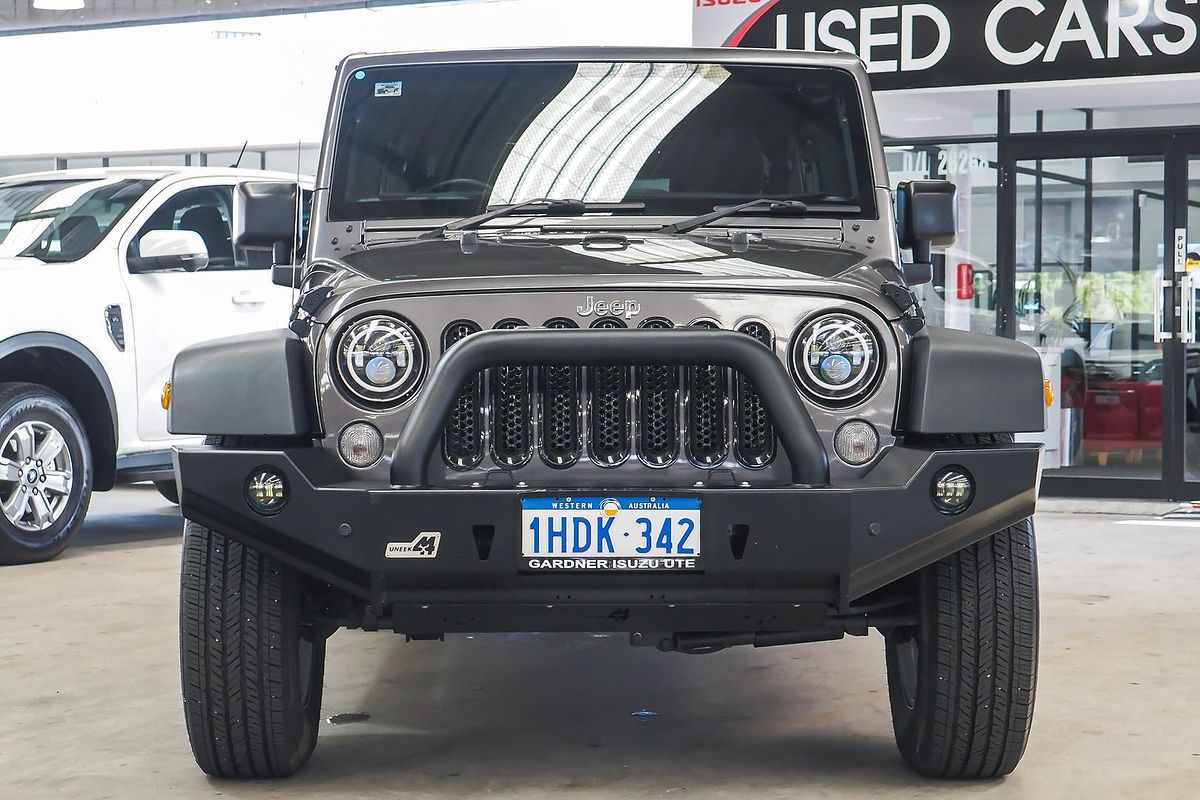 2017 Jeep Wrangler Unlimited Sport JK