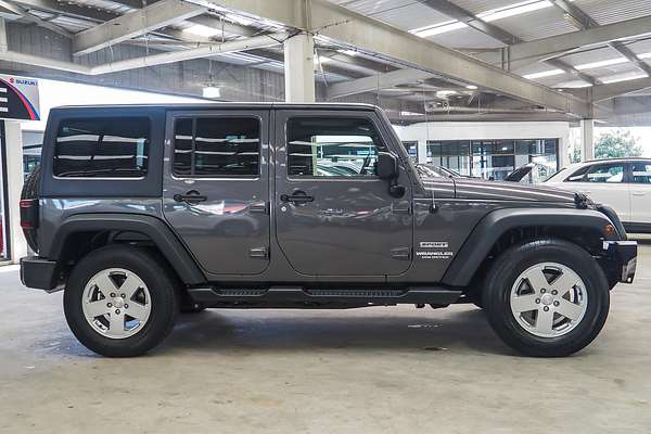 2017 Jeep Wrangler Unlimited Sport JK