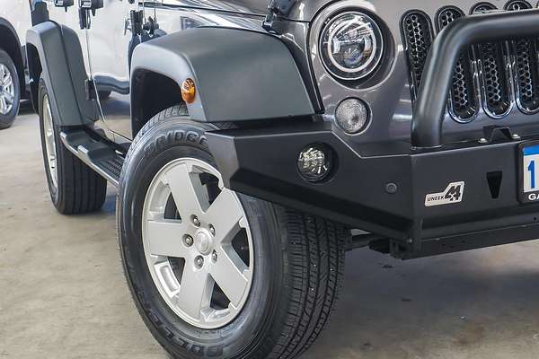 2017 Jeep Wrangler Unlimited Sport JK
