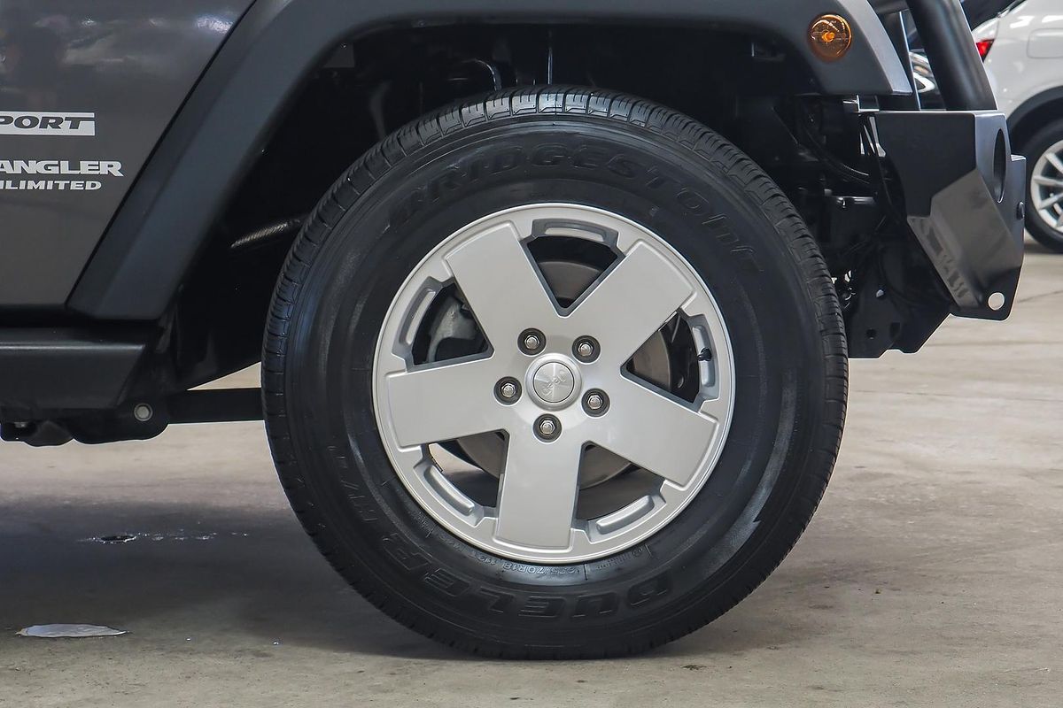 2017 Jeep Wrangler Unlimited Sport JK