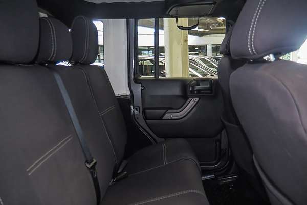 2017 Jeep Wrangler Unlimited Sport JK