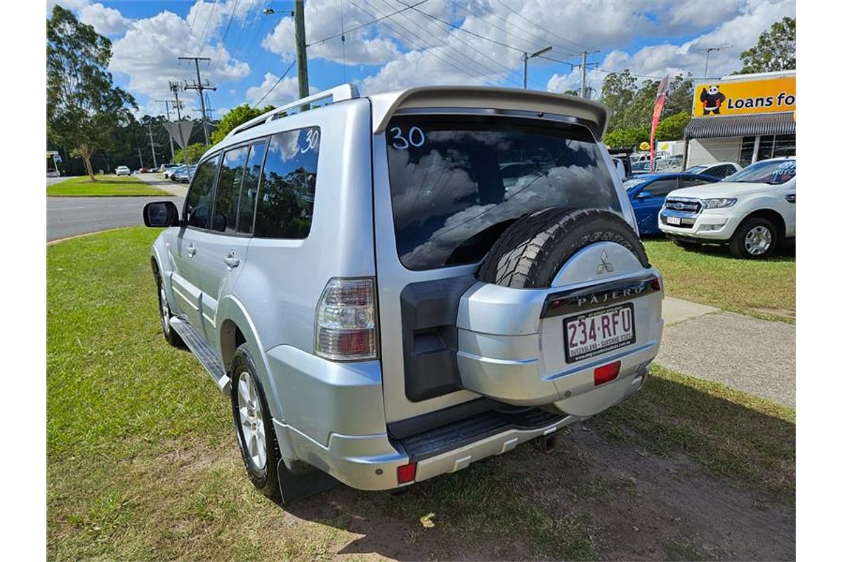 2010 Mitsubishi Pajero GLX NT