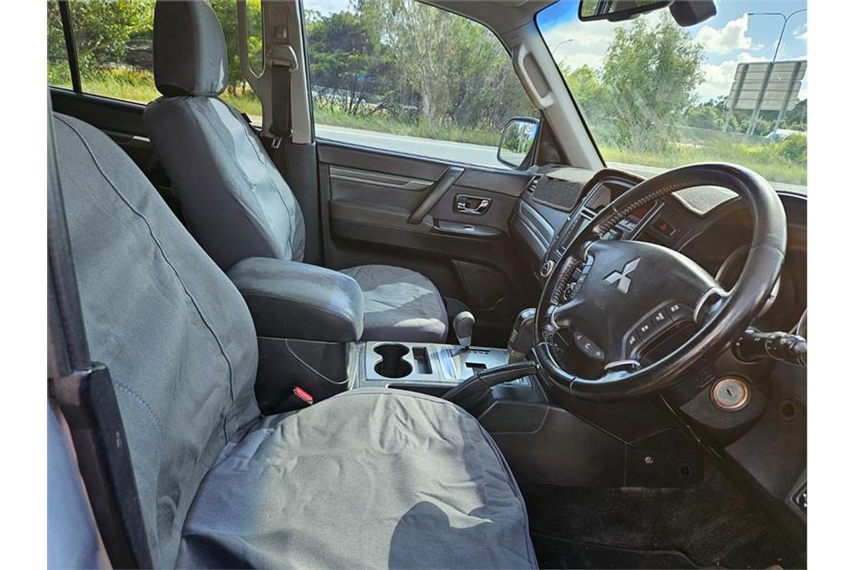 2010 Mitsubishi Pajero GLX NT