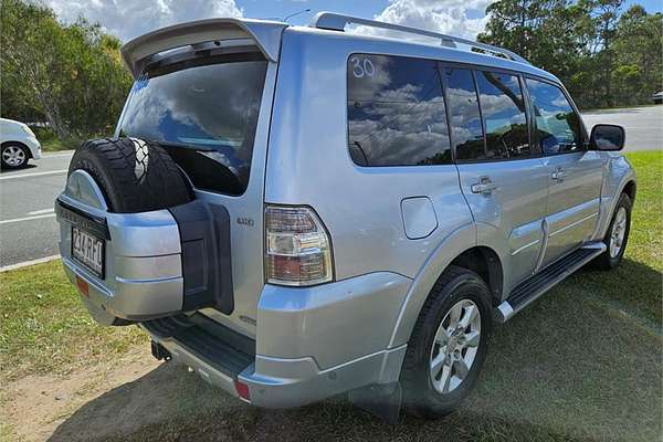 2010 Mitsubishi Pajero GLX NT