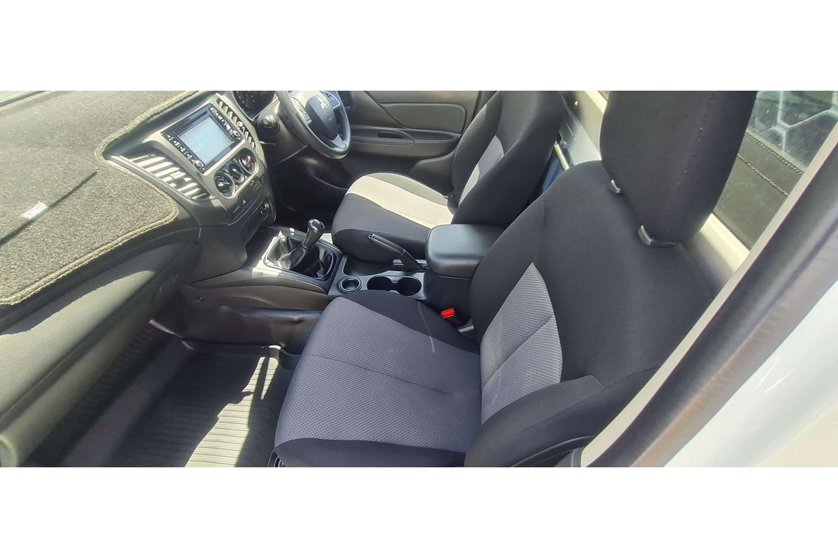 2022 Mitsubishi Triton GLX MR Rear Wheel Drive